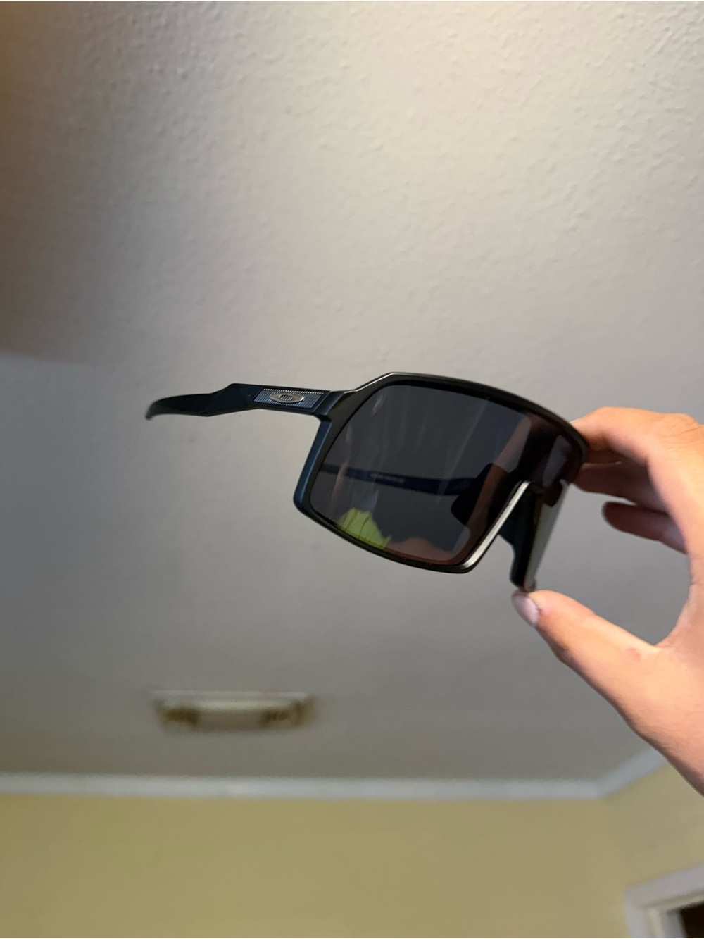 Oakley Black Rectangular Sunglasses with Dark Lenses oakleys